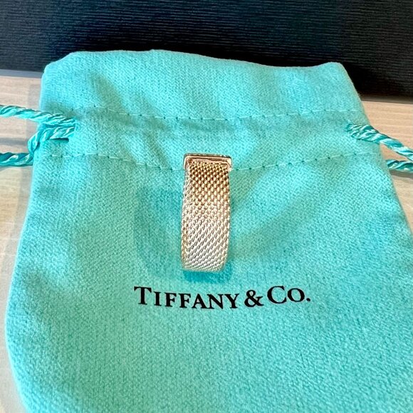 Tiffany and Co. Somerset ring, sterling silver with diamonds, size 4.5 - Picture 9 of 16